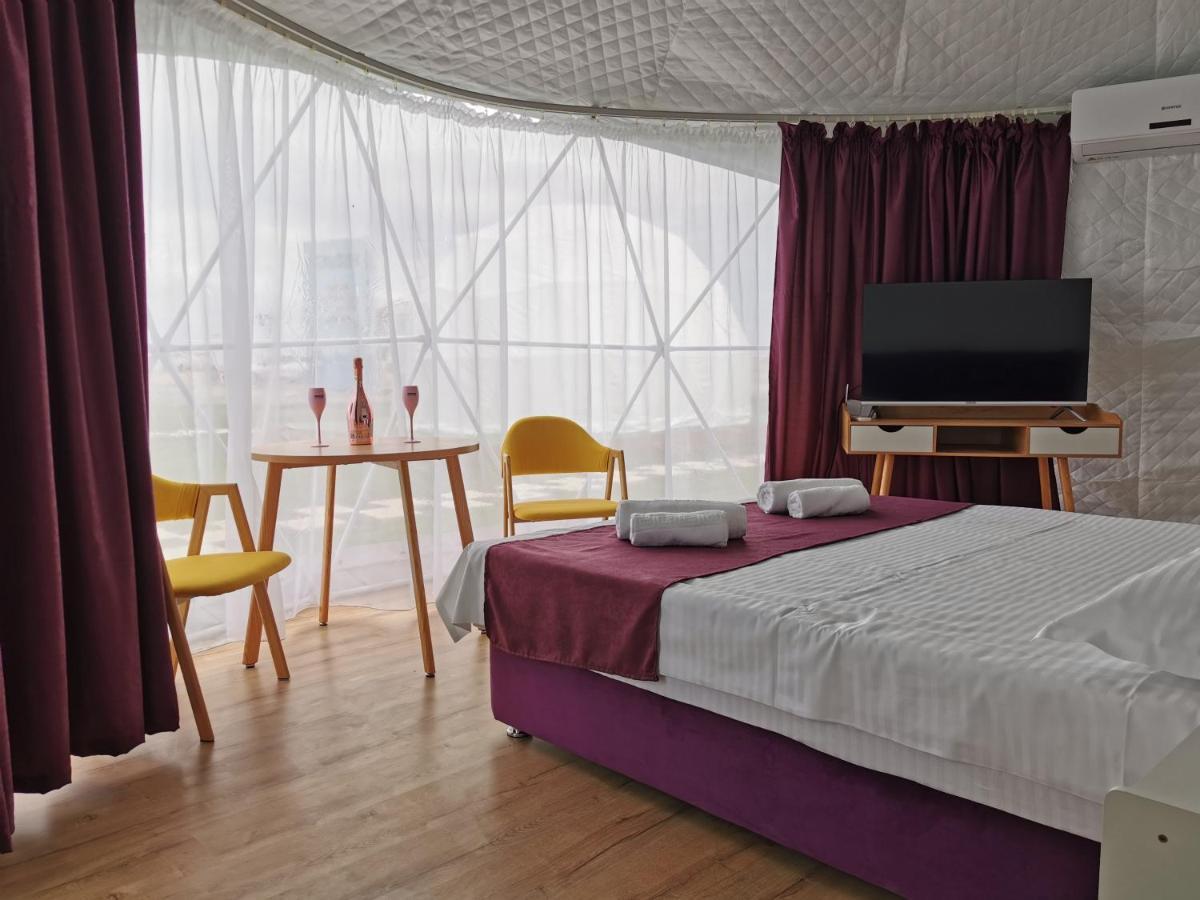 Glamping By The Sea Complex *