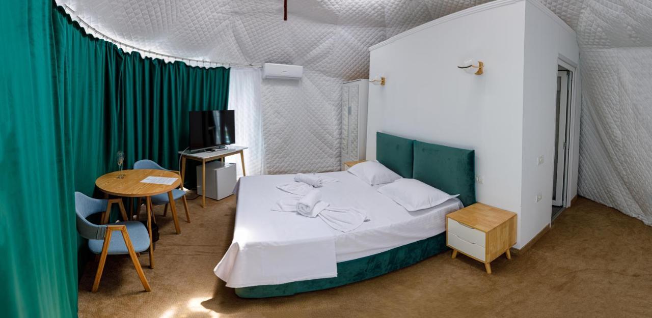 Glamping By The Sea Resort Navodari