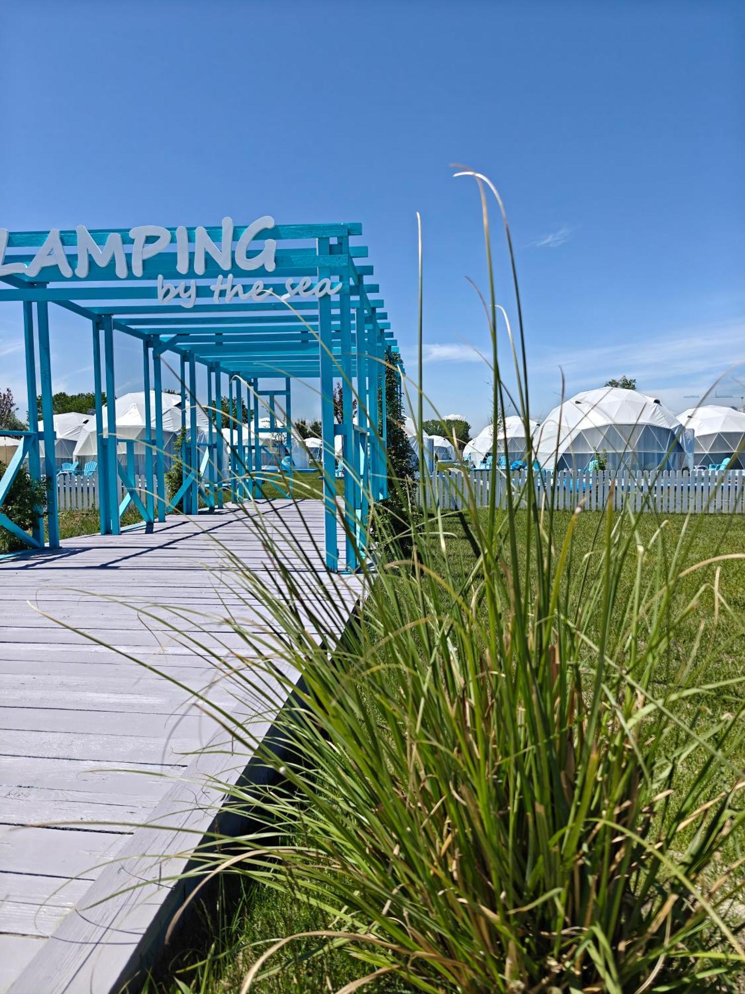 Glamping By The Sea Navodari