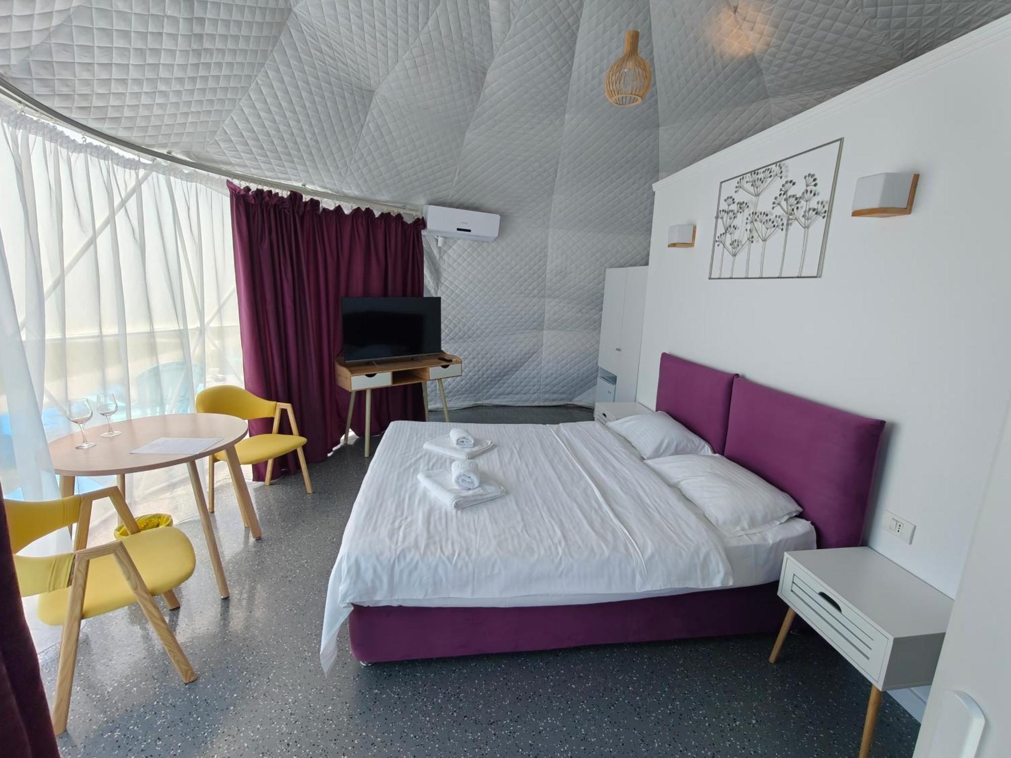 Glamping By The Sea Navodari